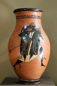 Hermès criophore (« porteur de bélier »). Olpé attique à figures noires, 515-510 av. J.-C., H. 21.30 cm; D. 12.60 cm.